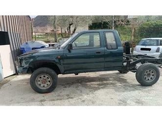 toyota hilux ln 110l ribaltabile