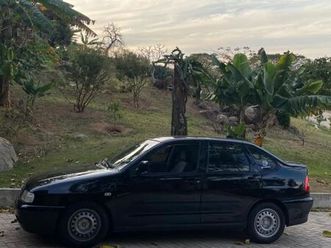 volkswagen polo classic/ special 1.8 mi 2001