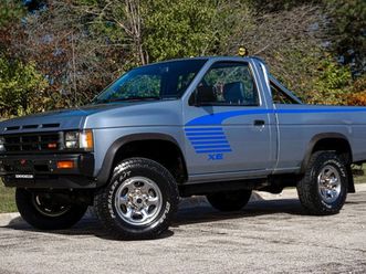 1990 nissan hardbody 4wd *5-speed manual* *xe regular cab w/ 4wd* *west-coa