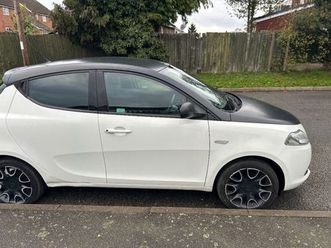 chrysler, ypsilon, hatchback, 2014, manual, 1242 (cc), 5 doors