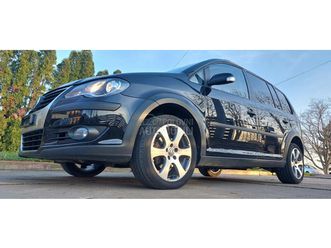 volkswagen cross touran cros 7 sedista