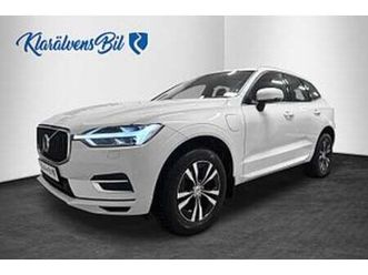 volvo xc60 recharge t8 awd momentum (392hk) drag pano adaptivfh