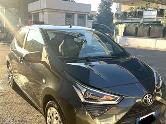 aygo 5p 1.0 x-clusiv m-mt 72cv