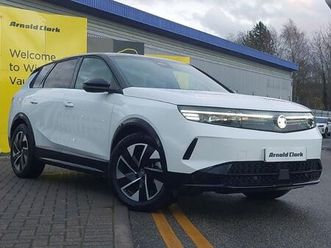 vauxhall grandland 157kw gs 73kwh 5dr auto