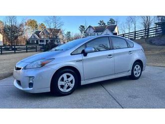 2011 toyota prius - great commuter car