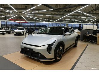 inspiration fwd 81,4kwh 204hv kattoluukku 4d korko 0,99%