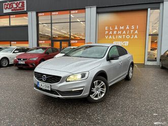 d4 awd summum aut ** webasto / voc / acc / sporttinahat / blis / keyless / sähköpenkki **