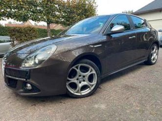 ② giulietta 1.4i turbo/ac/cuir/toit pano!!!!!! — alfa romeo — 2ememain