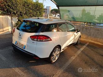 RENAULT CLIO ESTATE renault-clio-4-serie-sporter-1-5-anno-2014