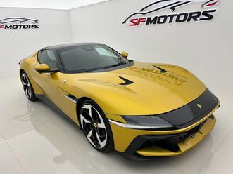 ferrari 812 superfast 12 cilindri