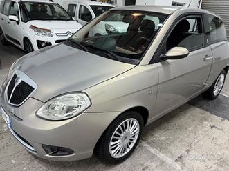 lancia ypsilon 1.2 benzina 60cv - 2009