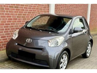 toyota iq 1.0 vvti maio/10