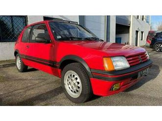 1987 peugeot 205 rouge manuel, 5 vitesses conduite à gauc...