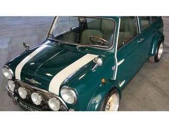 1977 austin mini vert manuel, 4 vitesses conduite à gauch...