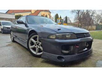 nissan skyline r33 gts-t