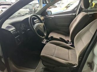chevrolet astra 2.0 8v/ cd 2.0 8v hatchback 5p aut 2003