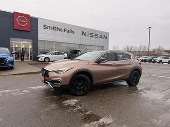 used 2017 infiniti qx30 awd