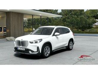 bmw ix1 edrive20-special edition xline premium p
