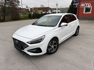 hyundai i30 1.0 t-gdi 120-81.500km-kamera-alu-pdc-odličen-...