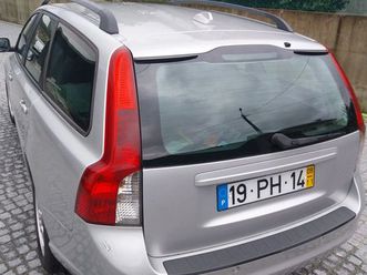 volvo v50 1.6d momentum