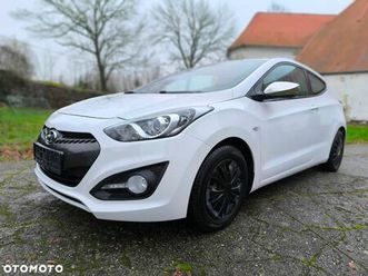 hyundai i30 i30cw 1.4 intro edition