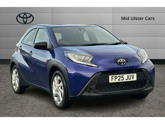 toyota aygo x pure hatchback's 1.0 vvt-i pure euro 6 (start/stop) 5dr