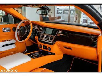 rolls-royce wraith black badge