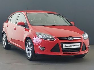 FORD FOCUS 1-6-zetec-5dr