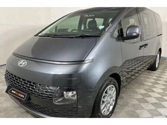 2022 hyundai staria 2.2d executive auto
