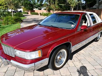 1993 cadillac fleetwood 5.7 l v8 automatic 66,557 actual miles clean carfax