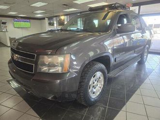 used 2011 chevrolet avalanche 1500 ls