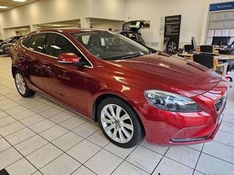 volvo v40 2.0 d3 se lux nav hatchback 5dr diesel geartronic euro 5 (start/stop) (150 ps)