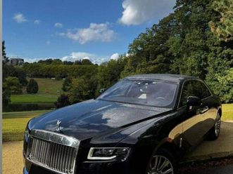 rolls royce ghost v12 6.6 600ch black badge