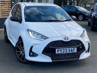 toyota yaris gr sport hatchback's 1.5 vvt-h gr sport e-cvt euro 6 (start/stop) 5dr