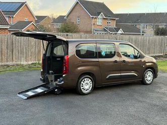 2020 vauxhall combo xl 1.2 petrol wheelchair accessible vehicle disabled wav