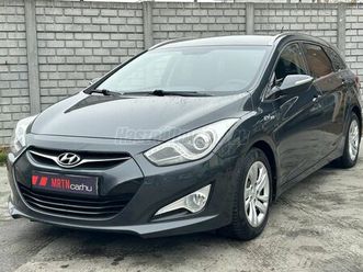 hyundai i40 1.7 crdi lp premium / végig vezetett szervízkönyv