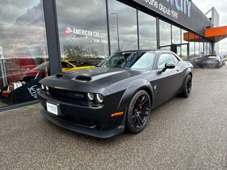dodge challenger srt hellcat widebody