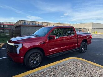 ford f-150 lariat lightning