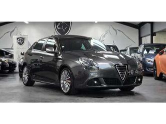 1750 tbi turbo 235 quadrifoglio verde qv / toit pano / cuir / historique disponible