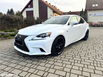 lexus is