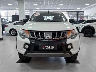 tri. outdo. gls 2.4 cd 4x4 die. aut