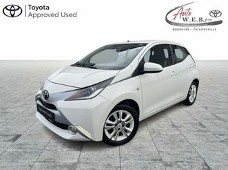 toyota aygo 1,0 vvti 5mt série spécial x-pure !