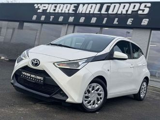 toyota aygo 1.0i x-play ii auto / carplay / camera / airco