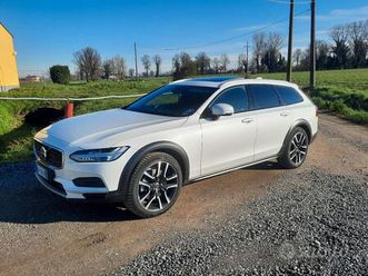 v 90 cross country