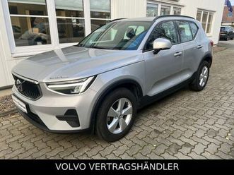 volvo xc40 t2 essential autom. ahk garantie