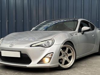 toyota gt86 2.0 d-4s 200 garantie 1 an superbe etat caméra siège chauffants
