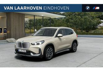 bmw ix1 - xdrive30 xline / panoramadak / adaptieve led / achteruitrijcamera / m adaptief onderstel /