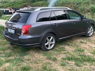 toyota avensis 177 cv