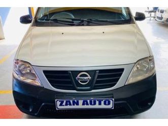 2019 nissan np200 1.6 a/c safety pack