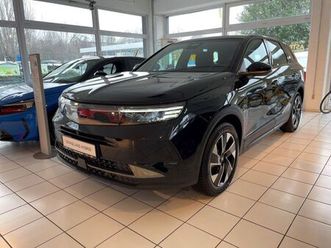 opel grandland 1.2 edition hybrid 107 kw komfp allwet